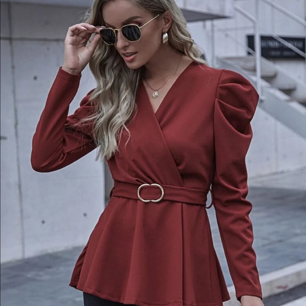 Leg of Mutton sleeve Belted blouse